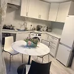 Cove Guest Aparthotel Kinvara