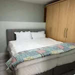 Cove Guest Aparthotel Kinvara