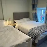 Aparthotel Cove Guest *