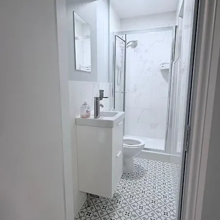 Apart Otel Cove Guest *