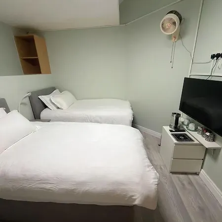 Cove Guest Aparthotel