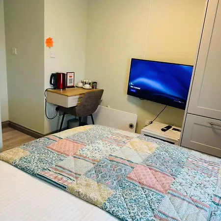 Aparthotel Cove Guest *